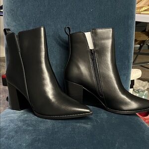 RILISTA Black Ankle Boots
